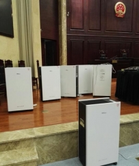 上海某法院空气净化器展示